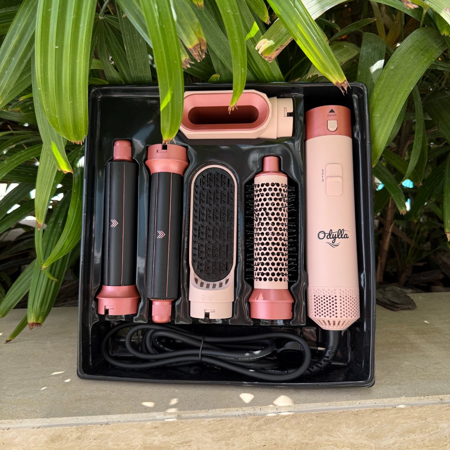 ODYLLA® - BROSSE SOUFFLANTE 5 EN 1 + E-Book Offert